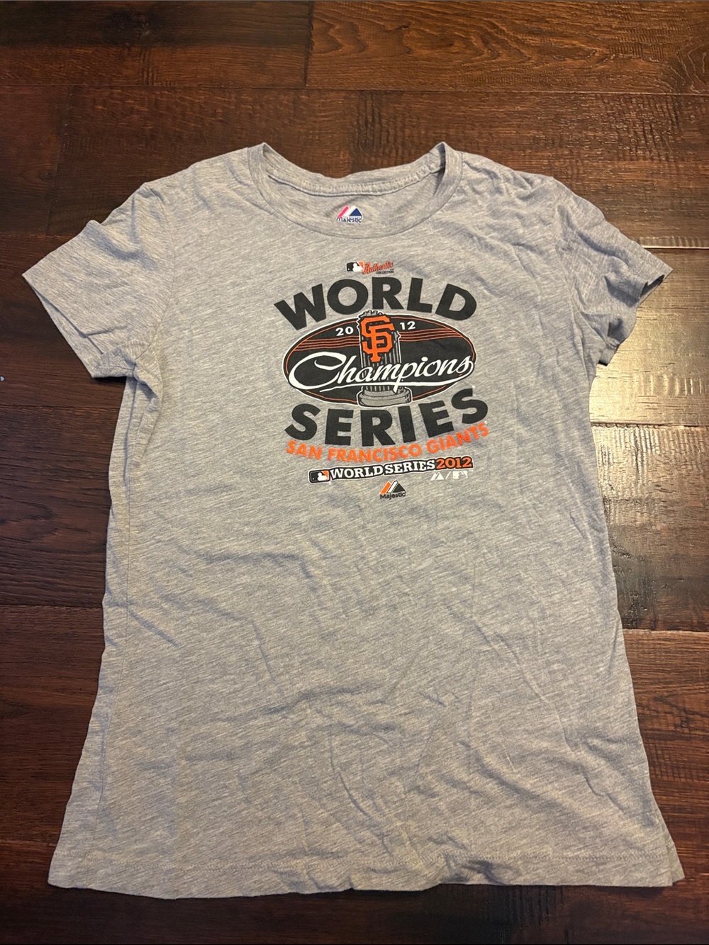 Majestic San Francisco Giants World Series Graphic Tee - Gray & Orange